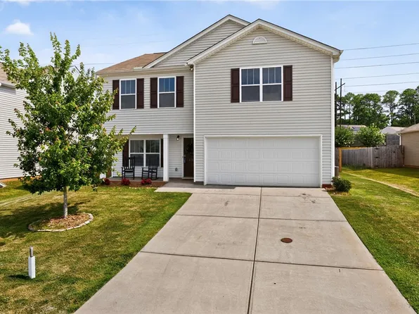 130 Poplarville Dr, Piedmont, SC 29673