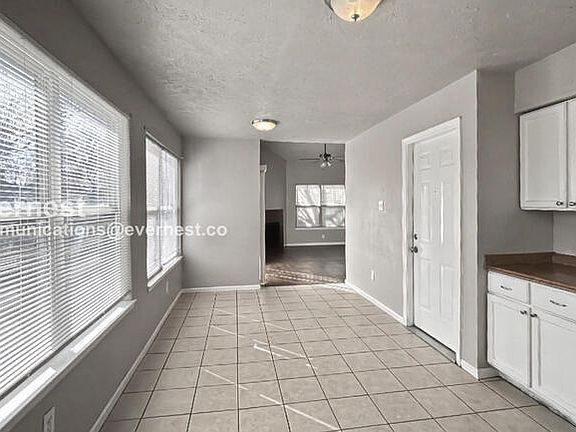 4th image of 15915 Rosebriar Dr