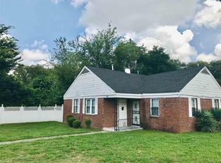 1064 Garland St, Memphis, TN 38107