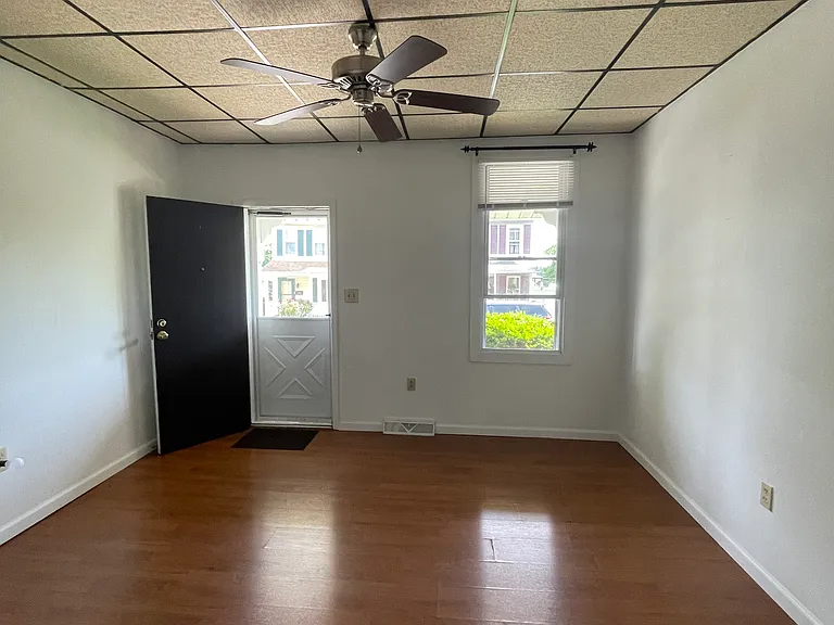 2310 N 1st Ave — Photo 3