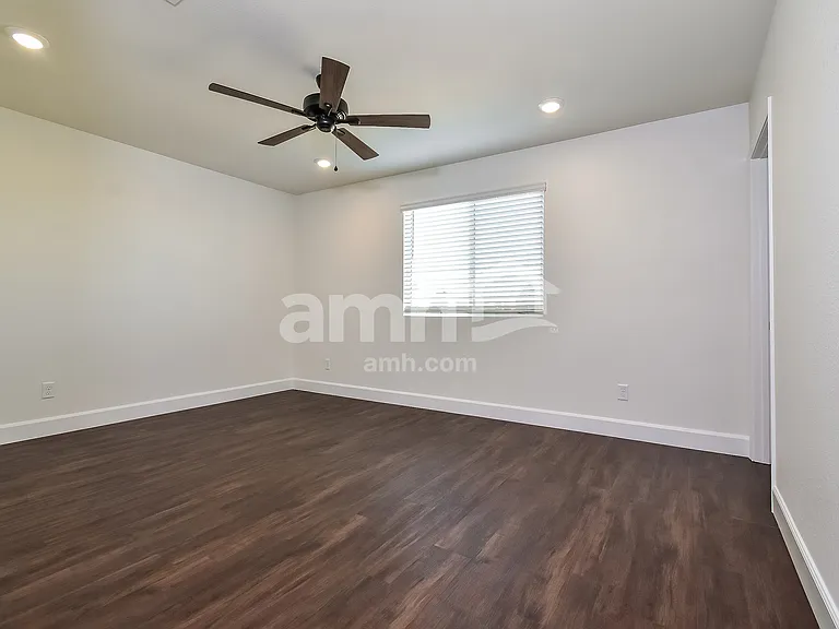 582 Topiary Park Ave — Photo 9