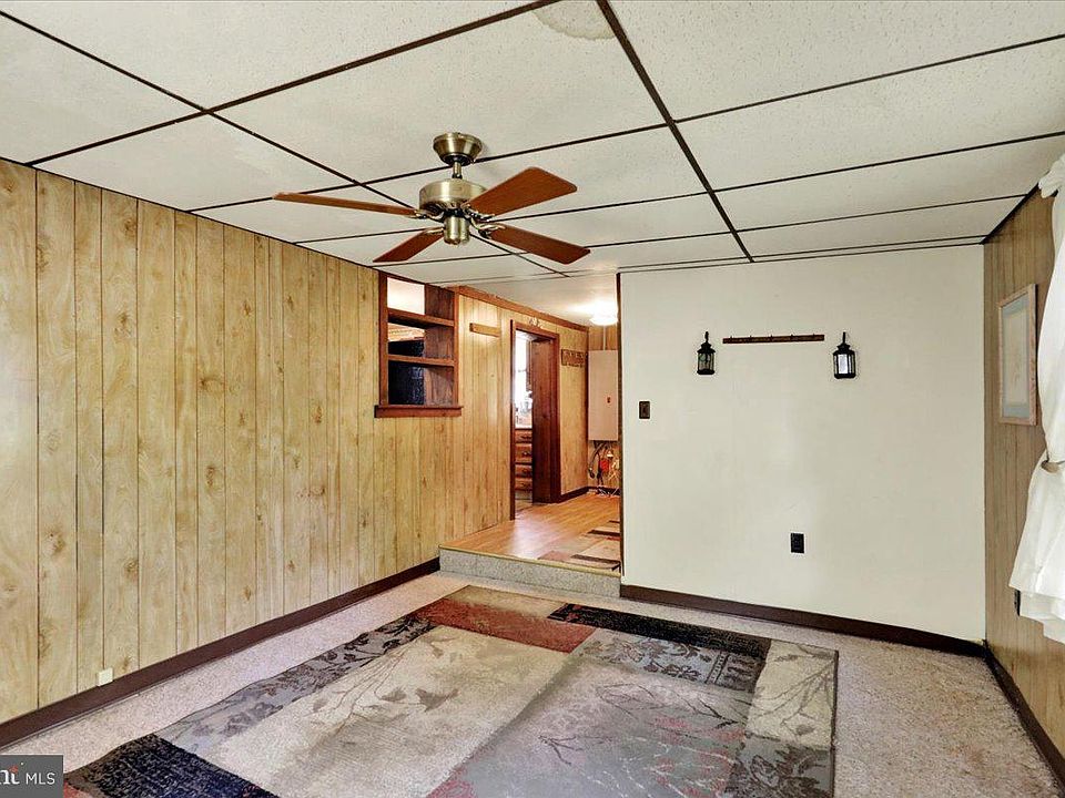 10th image of 1908 Washington Ave