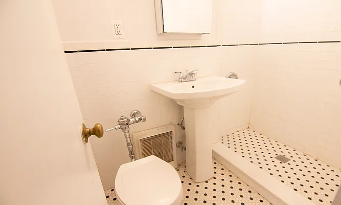 Rented by Corcoran | media 7