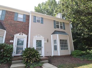 300 Silverberry Ct, Cary, NC 27513