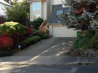 4120 SW Vacuna St, Portland, OR 97219