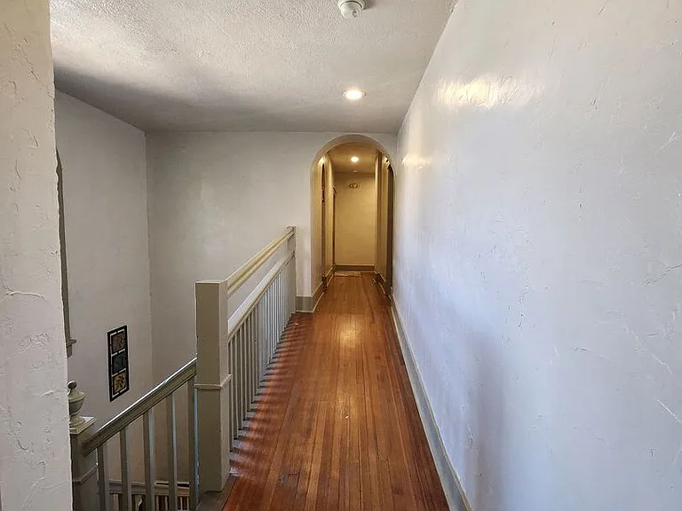 1000 Carteret Ave #8 — Photo 14