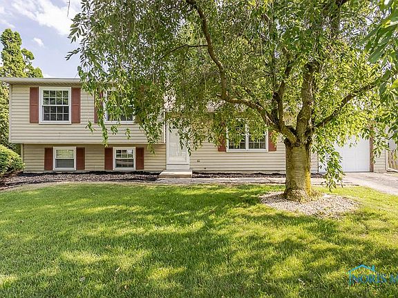 2nd image of 2551 Eden East Dr