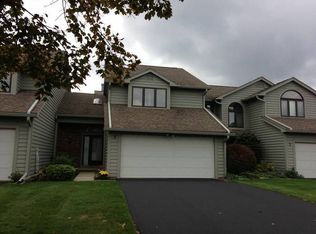 5 Banbury Dr, Rochester, NY 14612