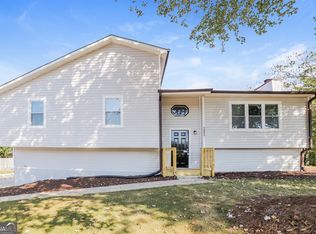 1354 Fairoaks Ct SW, Marietta, GA 30008