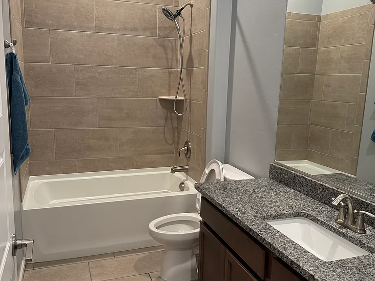 12445 N Appling Ave — Photo 14