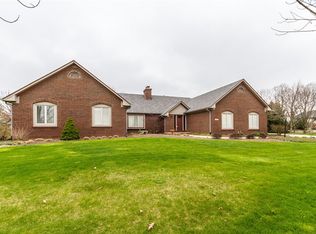 206 Morningside Dr, Brownsburg, IN 46112