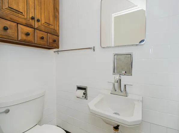 8884 17th Avenue image 15 of 31