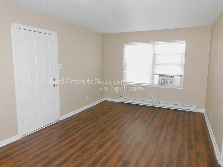 1003 Martin Luther King Jr Dr #B — Photo 2