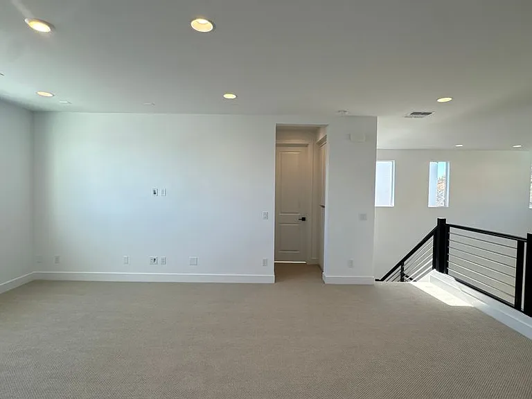 7326 W Running Deer Trl — Photo 13