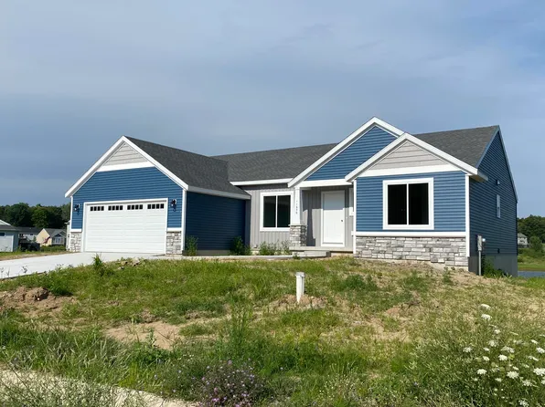 LOT 3 E Peach Ct, Kent City, MI 49330