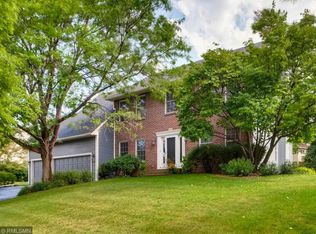 2246 Copperfield Dr, Mendota Heights, MN 55120