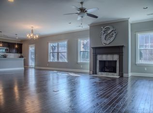 565 Lakeshore Cove Dr, Fort Oglethorpe, GA 30742
