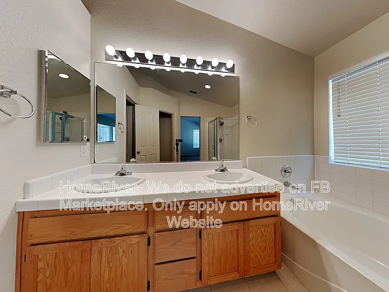 593 Fisher Cir — Photo 12
