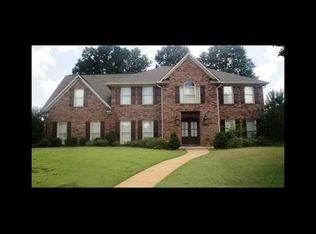 1566 Greystone Dr, Tuscaloosa, AL 35406