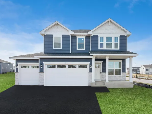 1691 Tyrone Dr, Shakopee, MN 55379