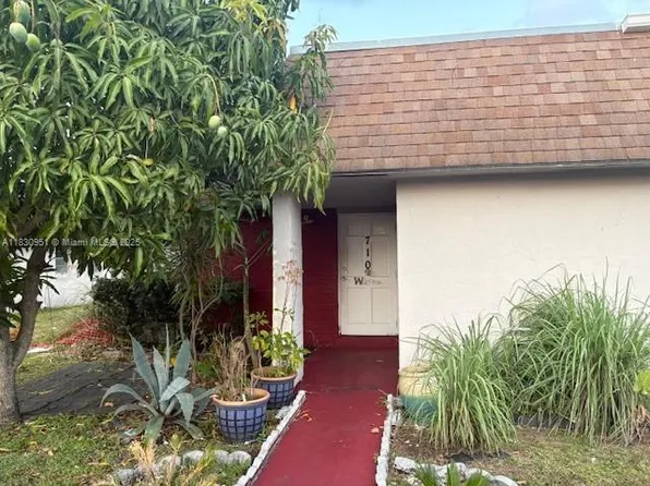 710 SW 73rd Ave #34, North Lauderdale, FL 33068