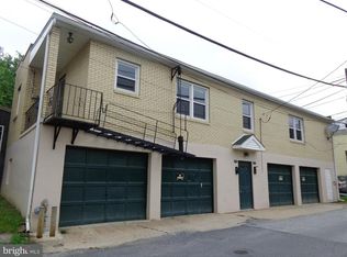 207 Lumber St, Coatesville, PA 19320