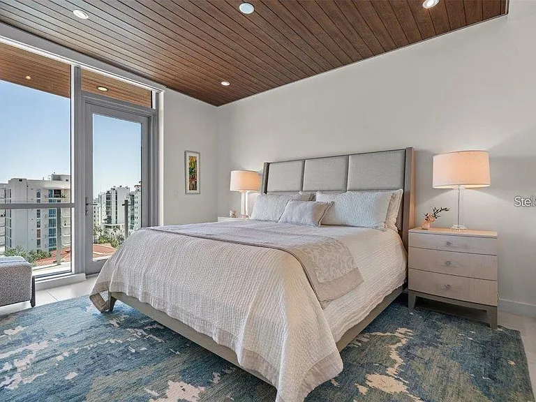 111 Golden Gate Point #Penthouse 802 — Photo 43