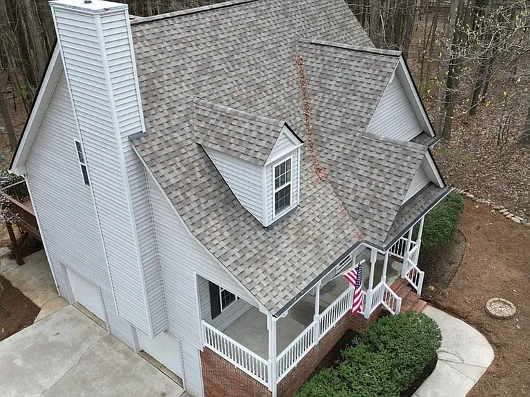 104 E Fleming Farm Dr — Photo 2