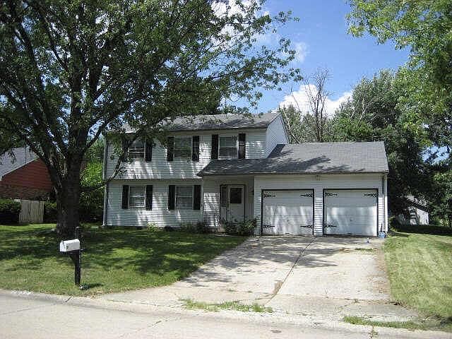 1st image of 1650 E Charter Oak Cir