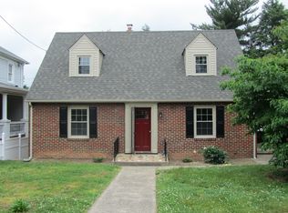404 Cedar Ave, Vinton, VA 24179