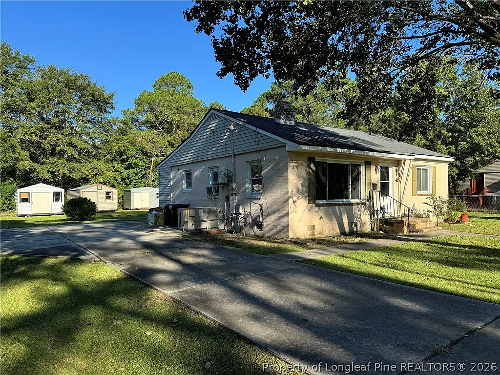 2 bed, 1.0 bath, 1054 sqft, $1,250 — Photo 4