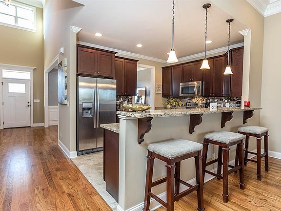 5th image of 8575 Skybrook Dr