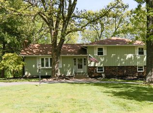 4606 S Lakehill Ave, Springfield, MO 65804