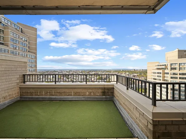 7002 Blvd East image 14 of 43