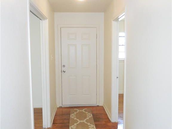 4th image of 411 Degan Ave