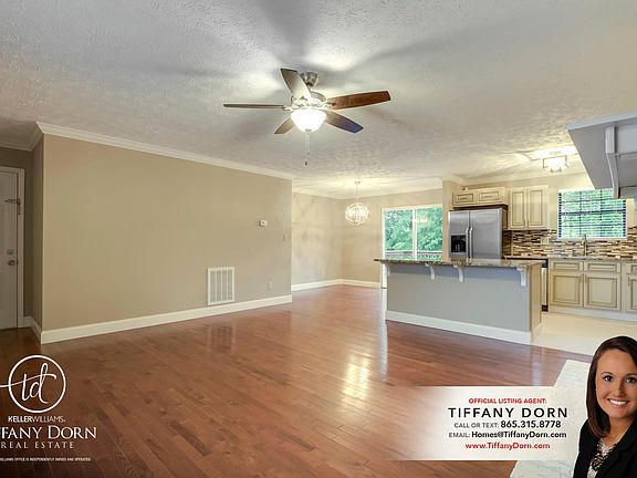 3rd image of 7519 Holly Crest Ln