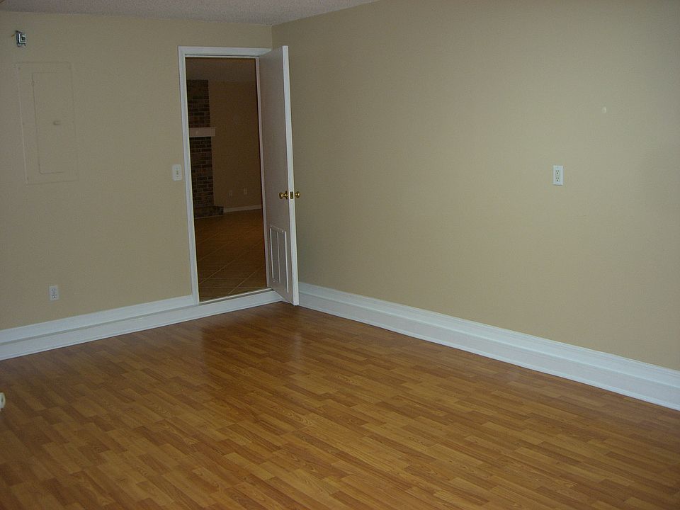 Bonus room (no garage)