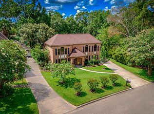 337 S Rivershire Dr, Conroe, TX 77304