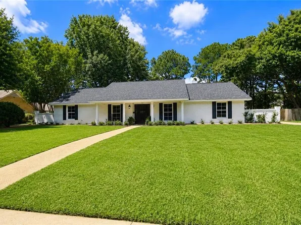 1256 Southampton Dr, Alexandria, LA 71303