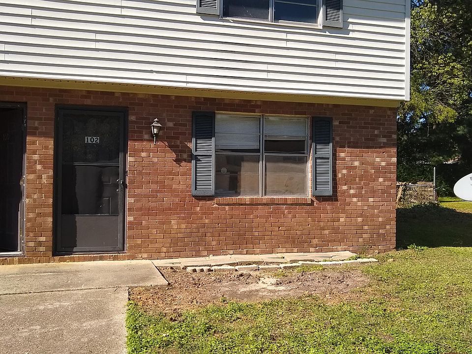 102 RAINBOW CT, CARY, NC 27511