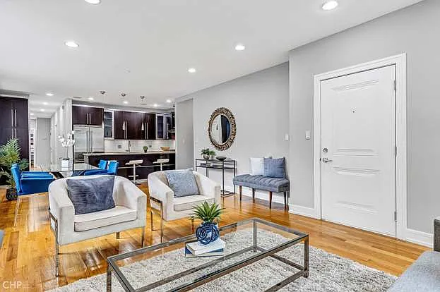 821 W Roscoe St #1 — Photo 81