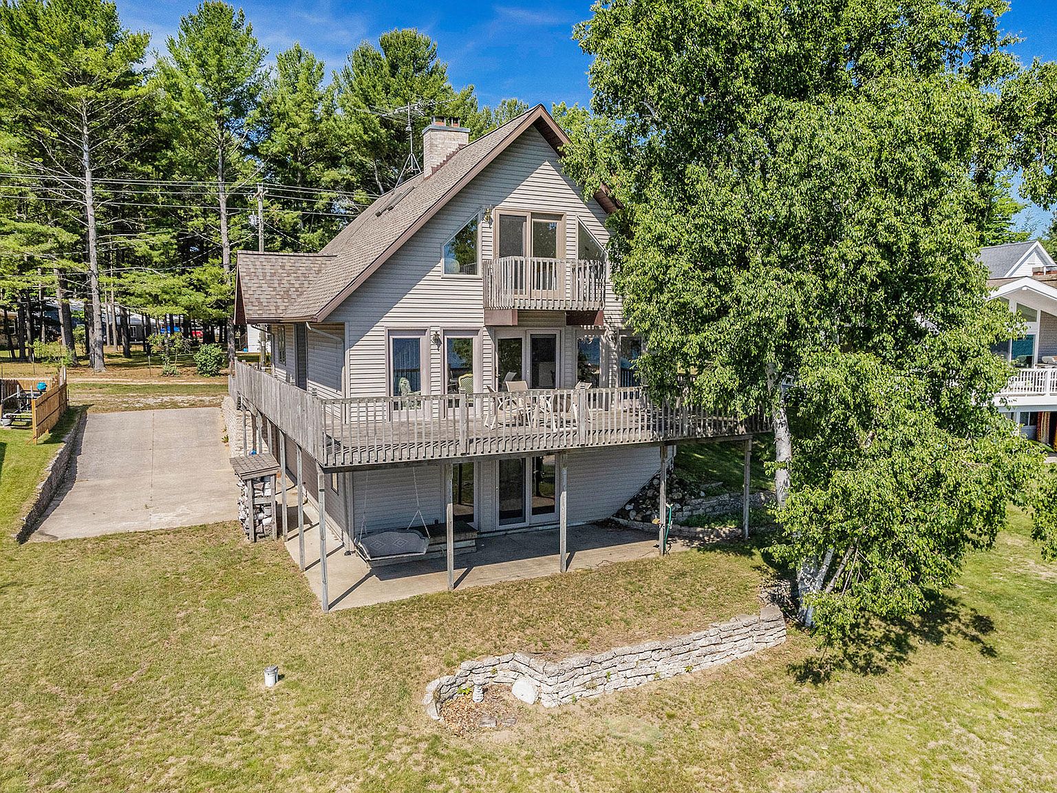 1818 N Lakeview Dr, Mears, MI 49436 Zillow