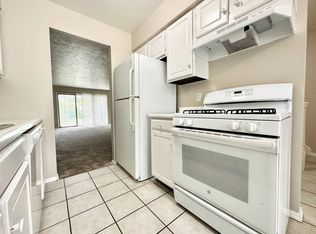 301 S. Regency Dr, Bloomington, IL 61701