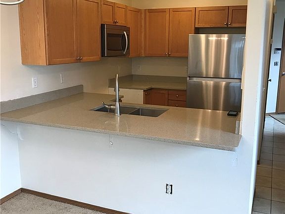 5th image of 10812 Park Ave S