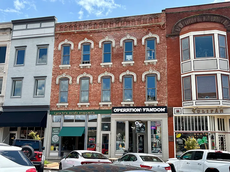 118 S Market St #200 — Photo 1