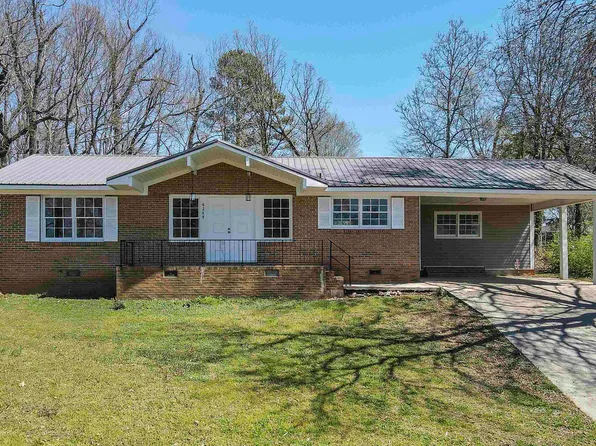 6209 Simmons Dr, Anniston, AL 36206