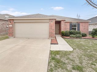 10000 Calcite Dr, Fort Worth, TX 76131