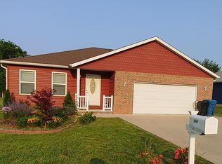 1407 Dew Drop Dr, Marion, IL 62959