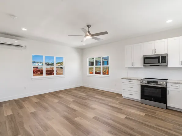 125 Oliona St Unit A, Makawao, HI 96768