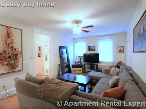 860 Massachusetts Ave #852-11, Cambridge, MA 02139